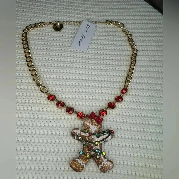 Betsy Johnson Big Jolly Ginger Bread Man Rhinestone Christmas Holiday Necklace. - Picture 1 of 8